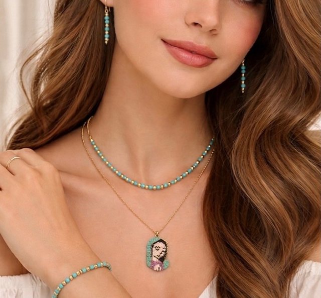 Turquoise necklace with a hand-painted medallion